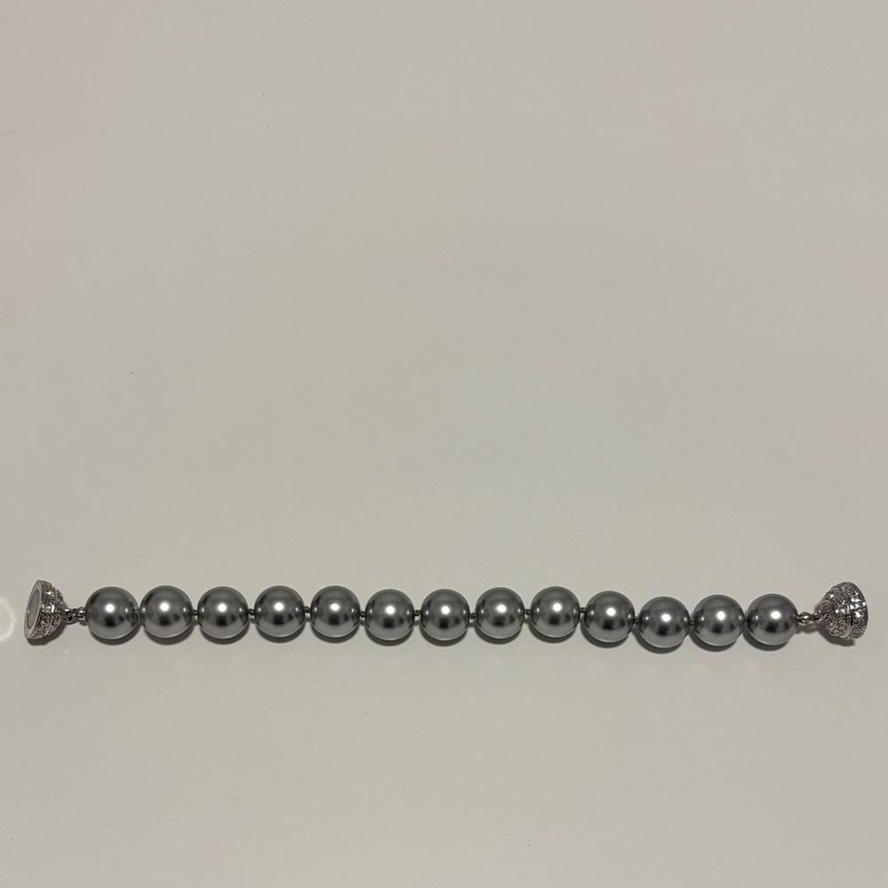 Elegant Silver Beaded Bracelet